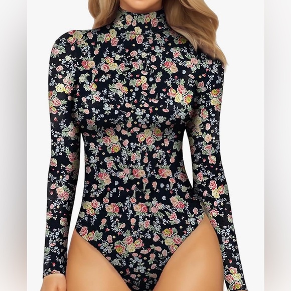 🛍️Floral Crewneck Bodysuit - Picture 1 of 7